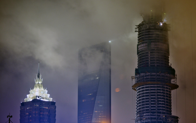 Shanghai Tower Topping out 2