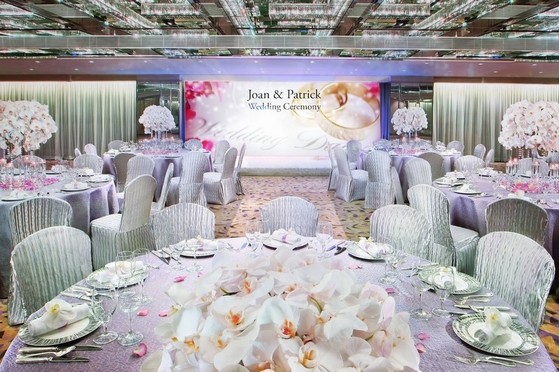 01_Wedding Set Up with LED Wall at Versailles Ballroom