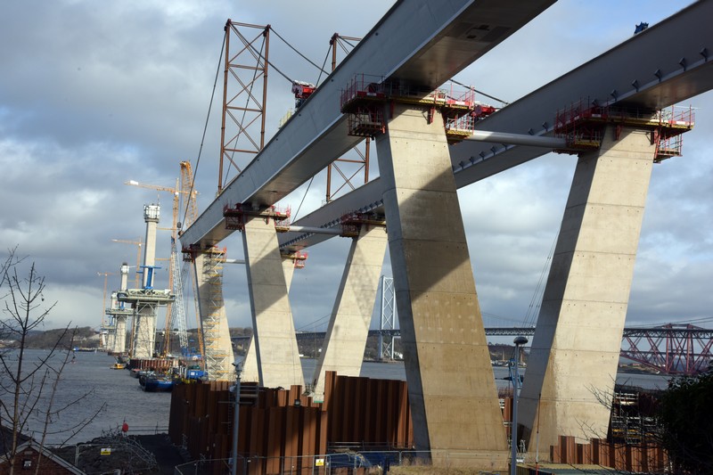 Marine Works and MC South Approach Viaduct looking north along northbound carriageway